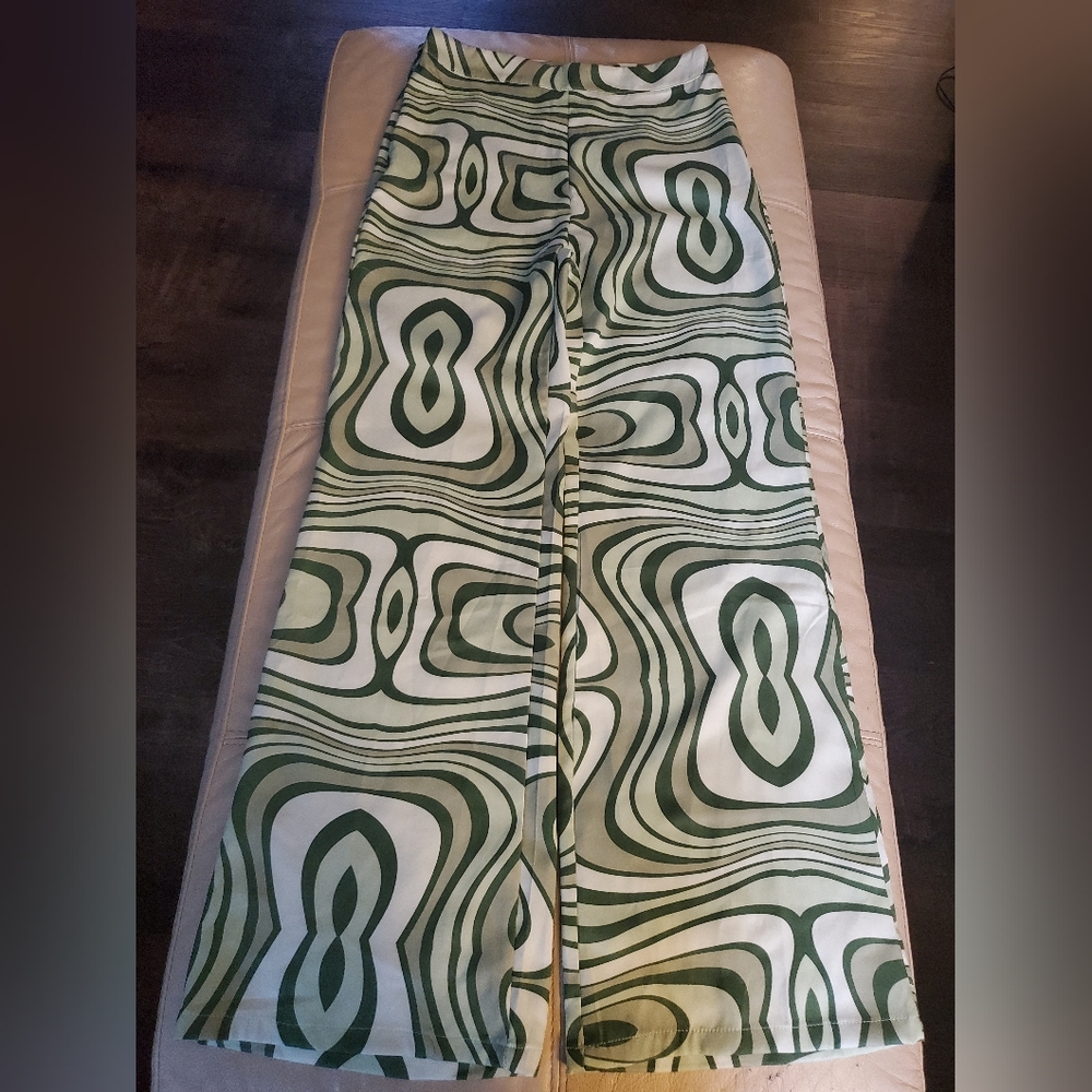 Shein green printed flare pants size medium